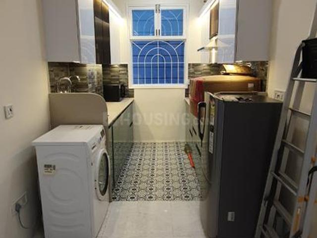 Flat for rent in Deri