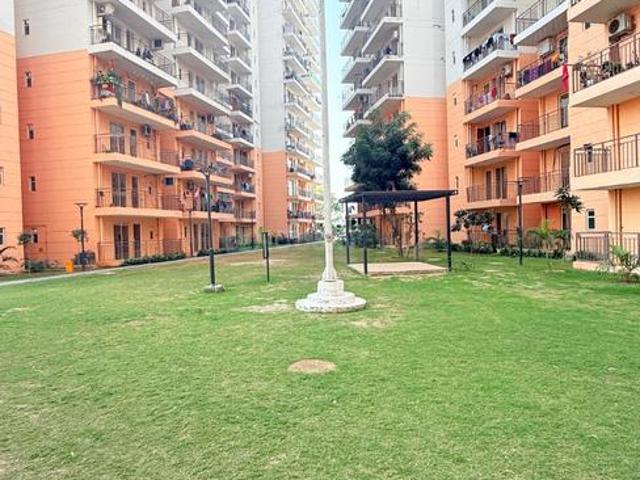 Flat for rent in Hariana