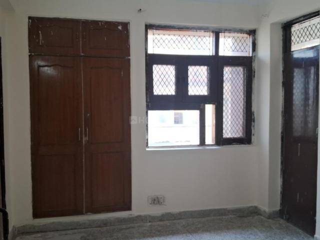 Flat for rent in South West Delhi, Deri
