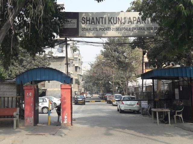 Flat for rent in South West Delhi, Deri