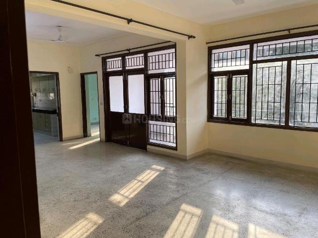Flat for rent in South West Delhi, Deri
