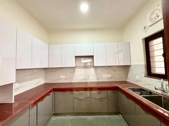 Flat for sale in Hariana