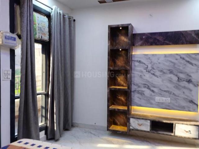 Flat for rent in North West Delhi, Deri