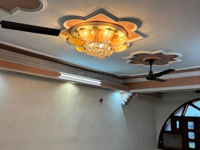 Flat for rent in North Delhi, Deri