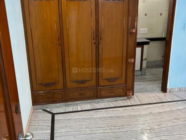 Flat for sale in North Delhi, Deri