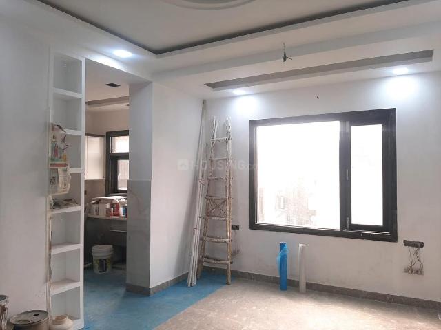 Flat for sale in North Delhi, Deri