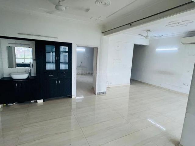 Flat for sale in North Delhi, Deri