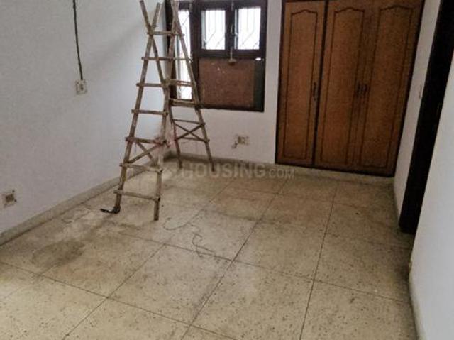 Flat for sale in North Delhi, Deri