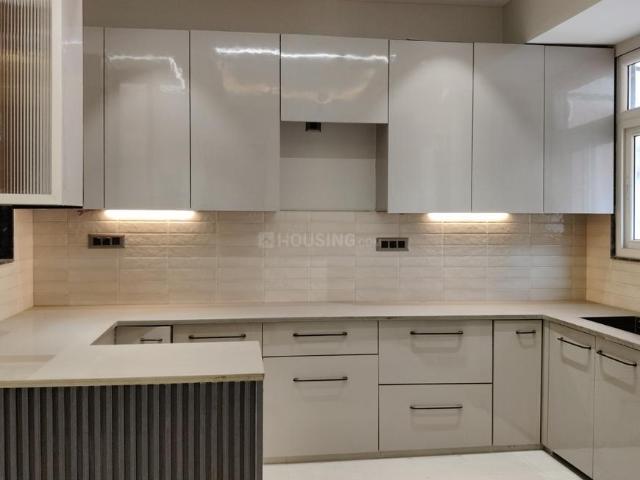 Flat for sale in North West Delhi, Deri