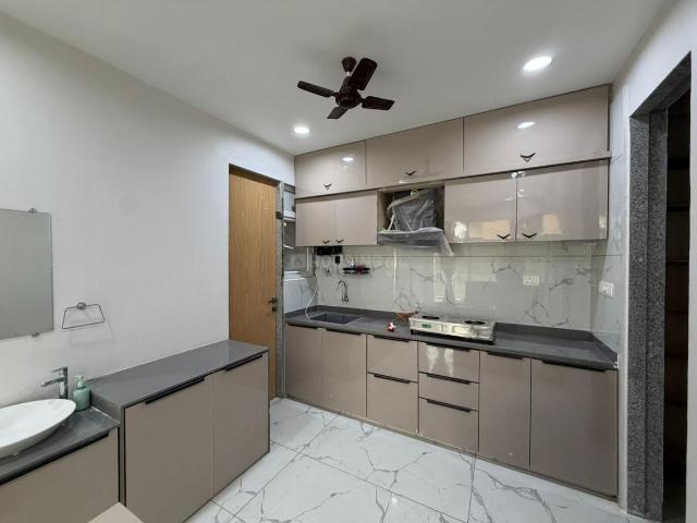 Flat for rent in Tilakwada, Gujarat