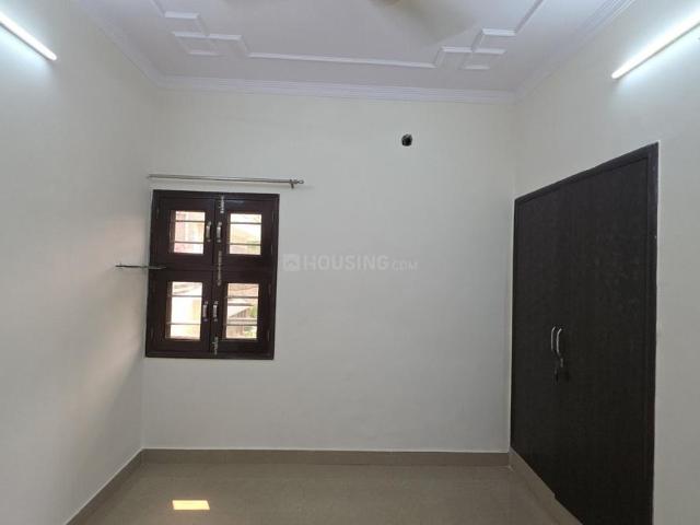 Flat for rent in North West Delhi, Deri