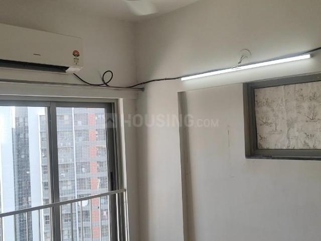 Flat for rent in The Meadows, Shantigram