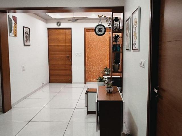 Flat for rent in Ahmedabad, Gujarat