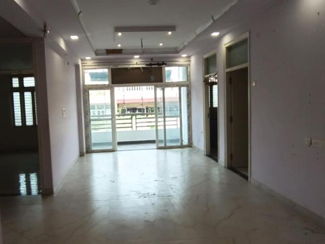 Flat for rent in Varanasi, Arunachal Pradesh