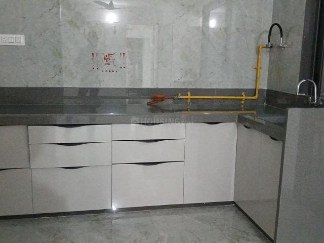 Flat for rent in Surat, Gujarat