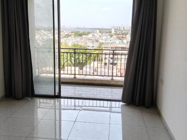 Flat for rent in Surat, Gujarat
