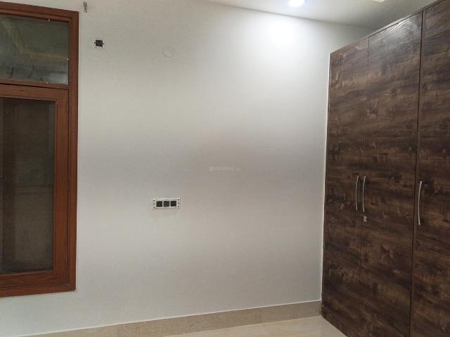 Flat for rent in South Delhi, Deri