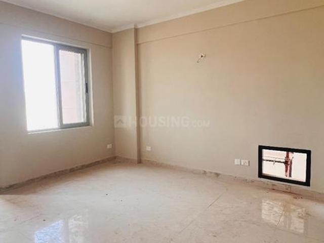Flat for sale in Mohanlalganj, Arunachal Pradesh