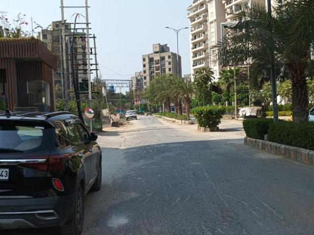 Flat for sale in Hariana