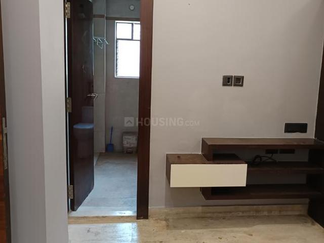 Flat for rent in Tangra North, Kolkata