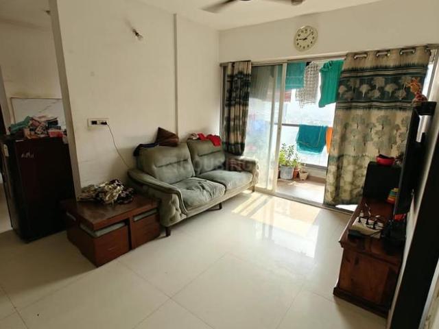 Flat for rent in Tathawade, Pune