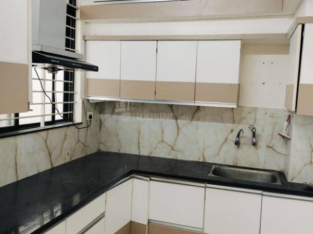 Flat for rent in Madya