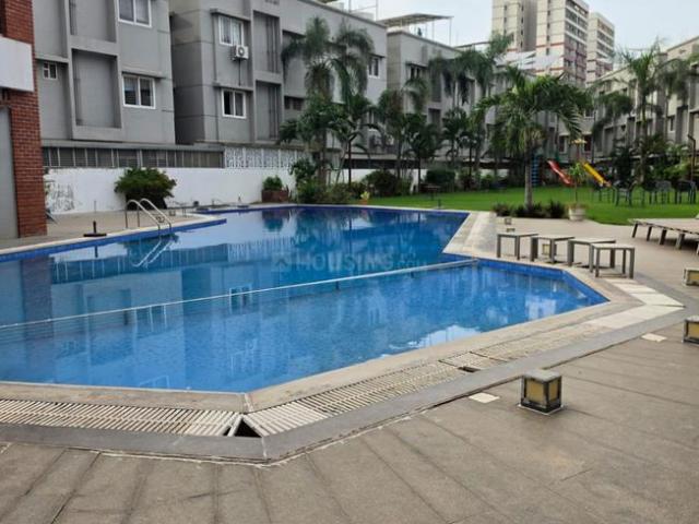 Flat for rent in Darshanam Club Life, Vadodara