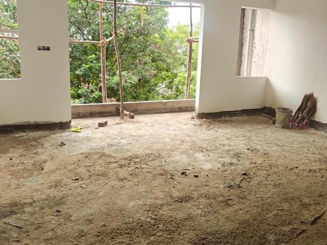 Flat for sale in Survey Colony, Hyderabad