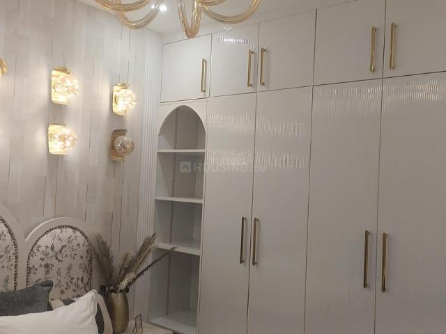 Flat for sale in Bhabat, Punjab