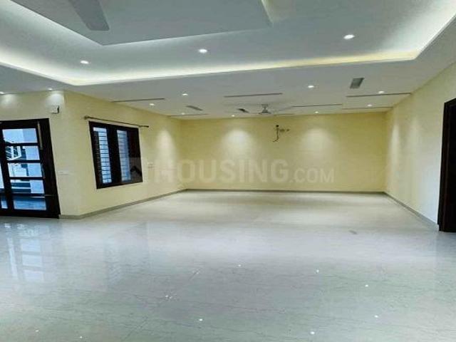 Flat for sale in Zirakpur, Punjab