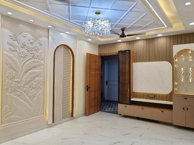 Flat for sale in West Delhi, Deri