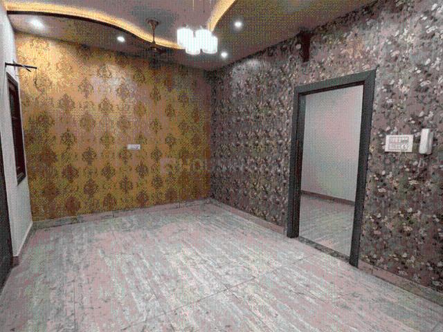 Flat for sale in West Delhi, Deri