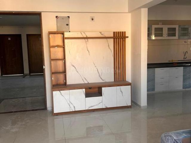 Flat for rent in Ahmedabad, Gujarat
