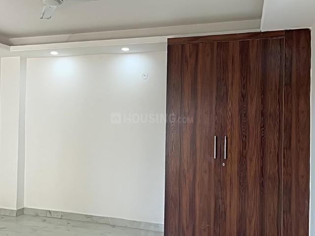Flat for rent in Deri
