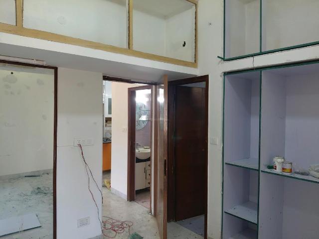 Flat for rent in South Delhi, Deri