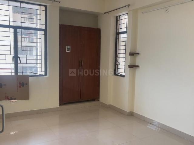 Flat for rent in Deri