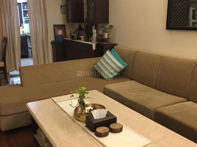 Flat for rent in Deri