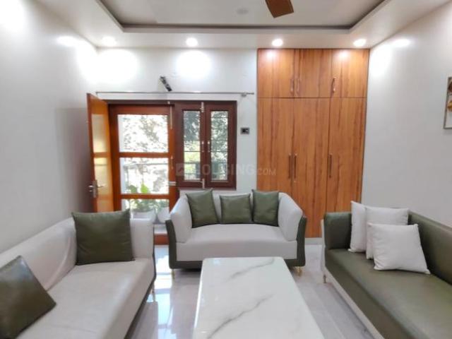 Flat for rent in Deri