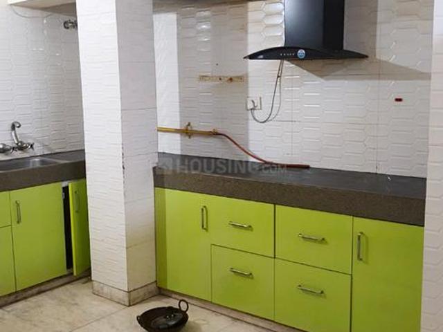 Flat for rent in Deri