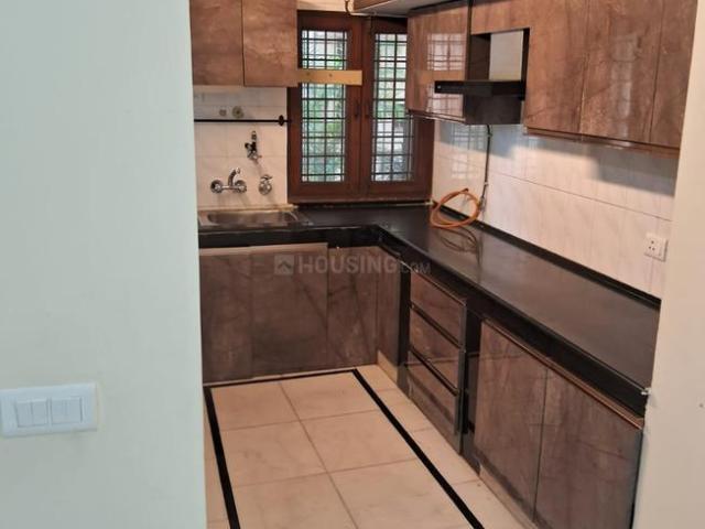 Flat for rent in Deri