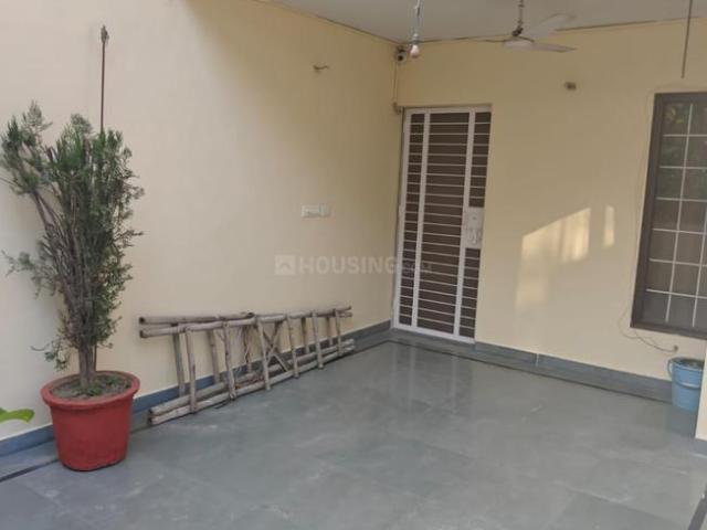 Flat for rent in Deri