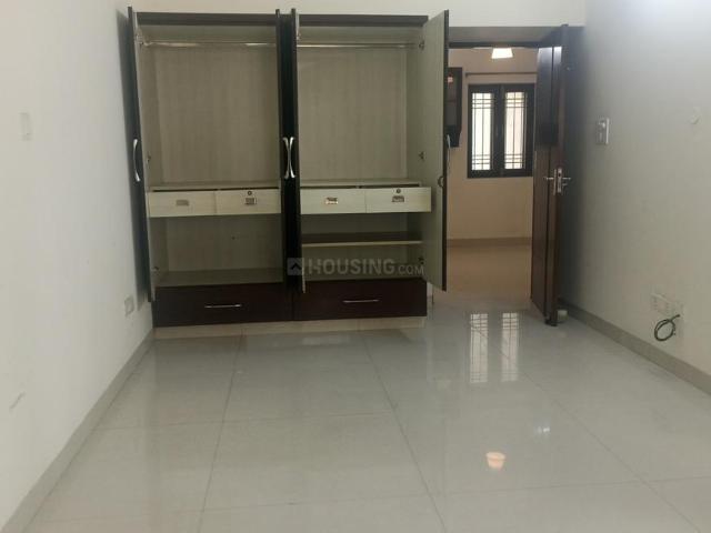 Flat for rent in Deri