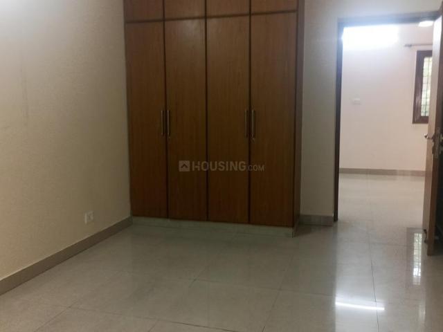 Flat for rent in Deri