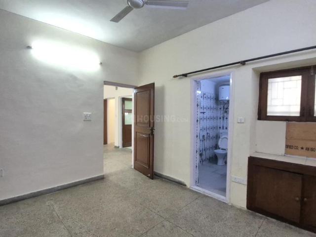 Flat for rent in South Delhi, Deri