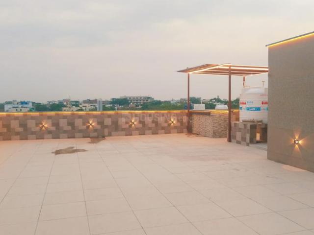 Flat for rent in South Delhi, Deri