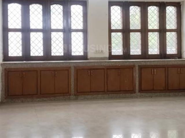 Flat for rent in Deri