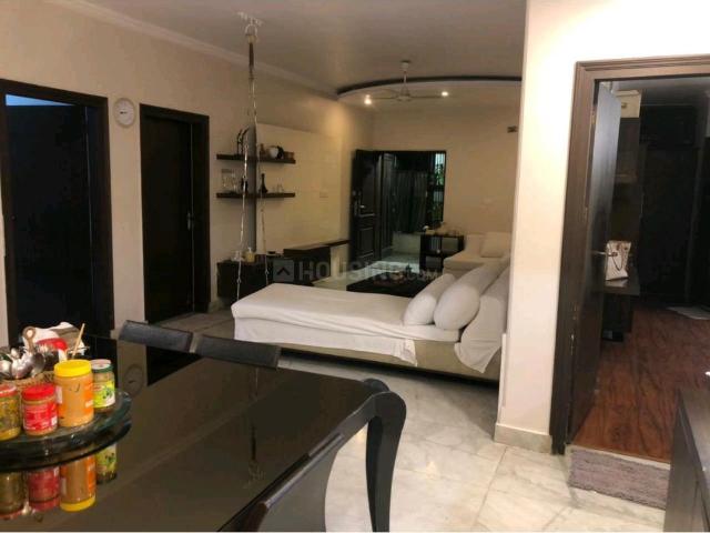 Flat for rent in Deri