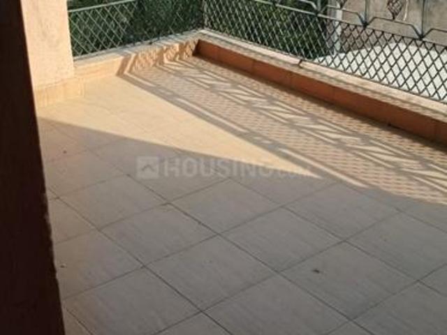 Flat for rent in Deri