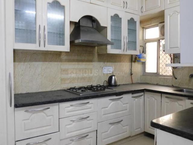 Flat for rent in Deri