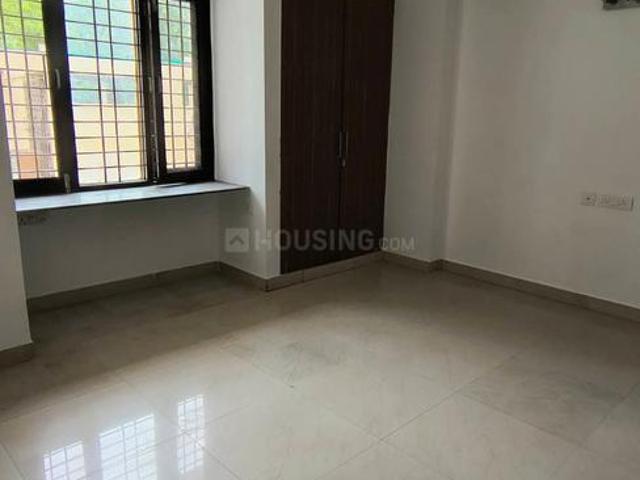 Flat for rent in Deri